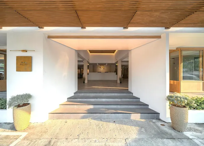 Mintara - โรงแรมมินธารา มีนบุรี Hotel 3*
